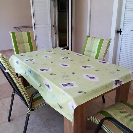 Tomicic Apartament