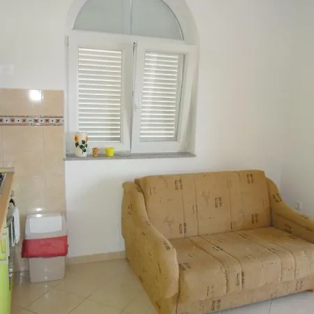 Tomicic Apartament *