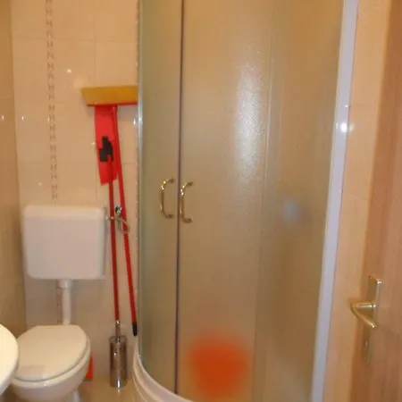 Tomicic * مالينسكا